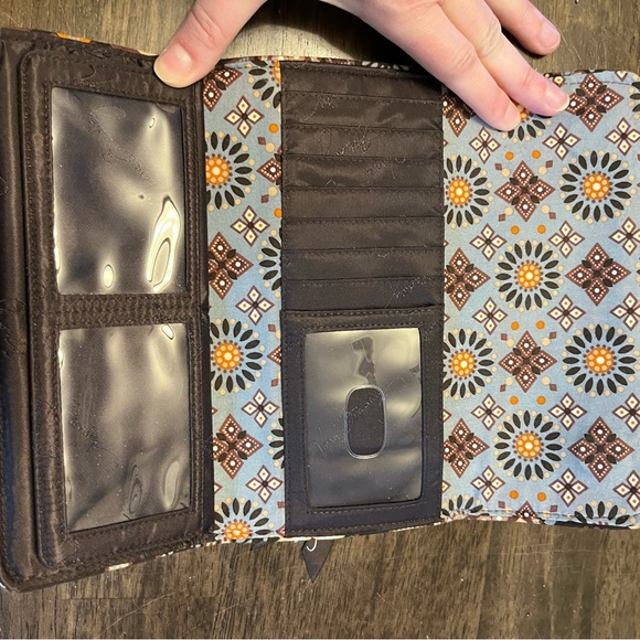 Vera Bradley Flap Closure Wallet in Canyon Pattern - Picture 3 of 5
